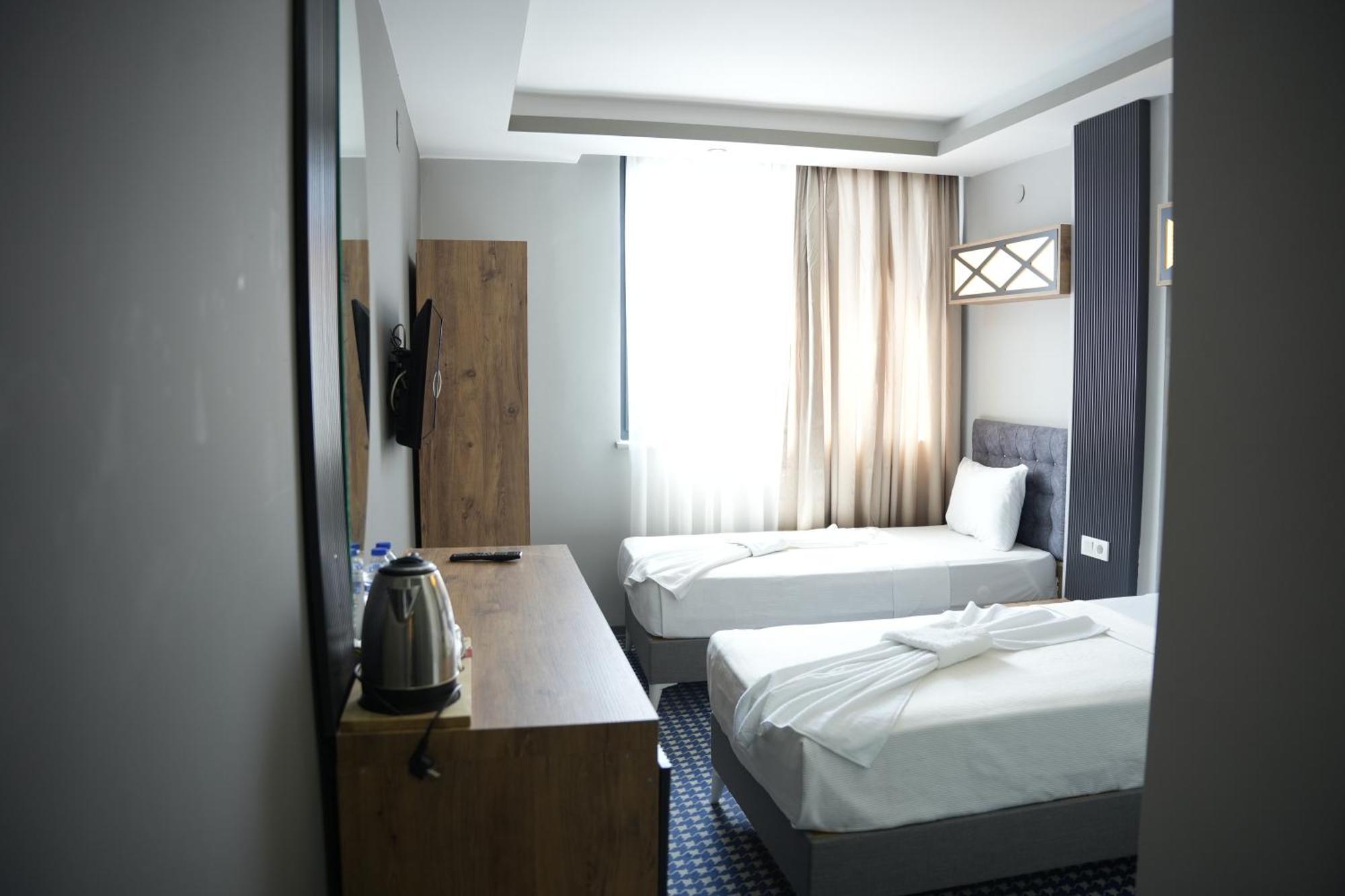Eniza Hotel 메르신 외부 사진