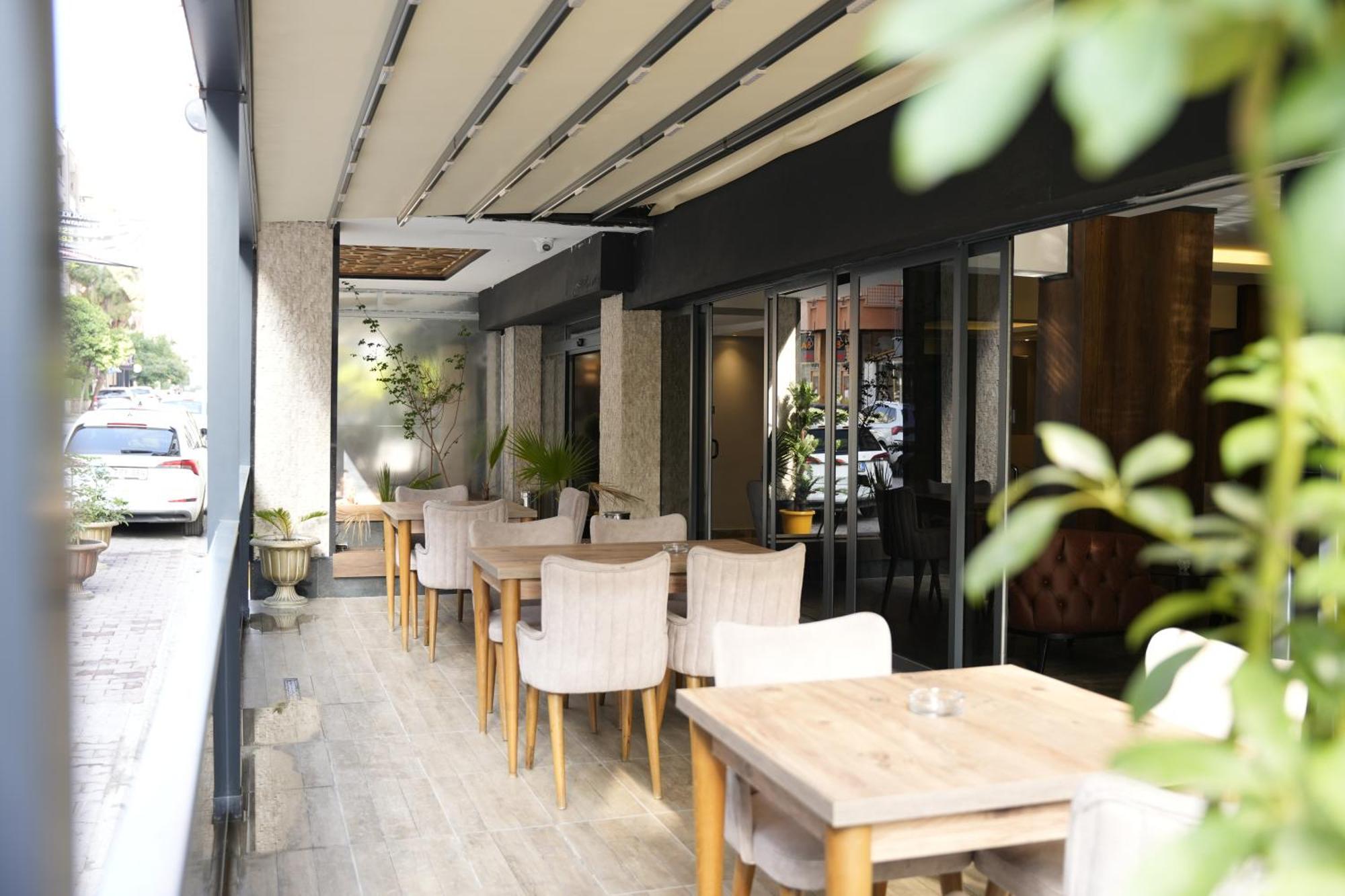 Eniza Hotel 메르신 외부 사진