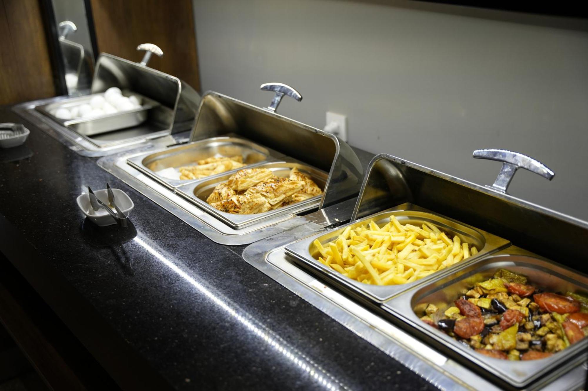 Eniza Hotel 메르신 외부 사진